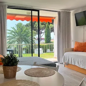 https://residencia-beach.catalonia-hotels.com